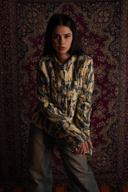 This piece of clothing has been referred to on the Bee as the “Noor women’s 
multicolored fleece wool quilted jacket with warm quilting.” A fashionable fleece quilted 
wool coat in a shocking colorful panels for women