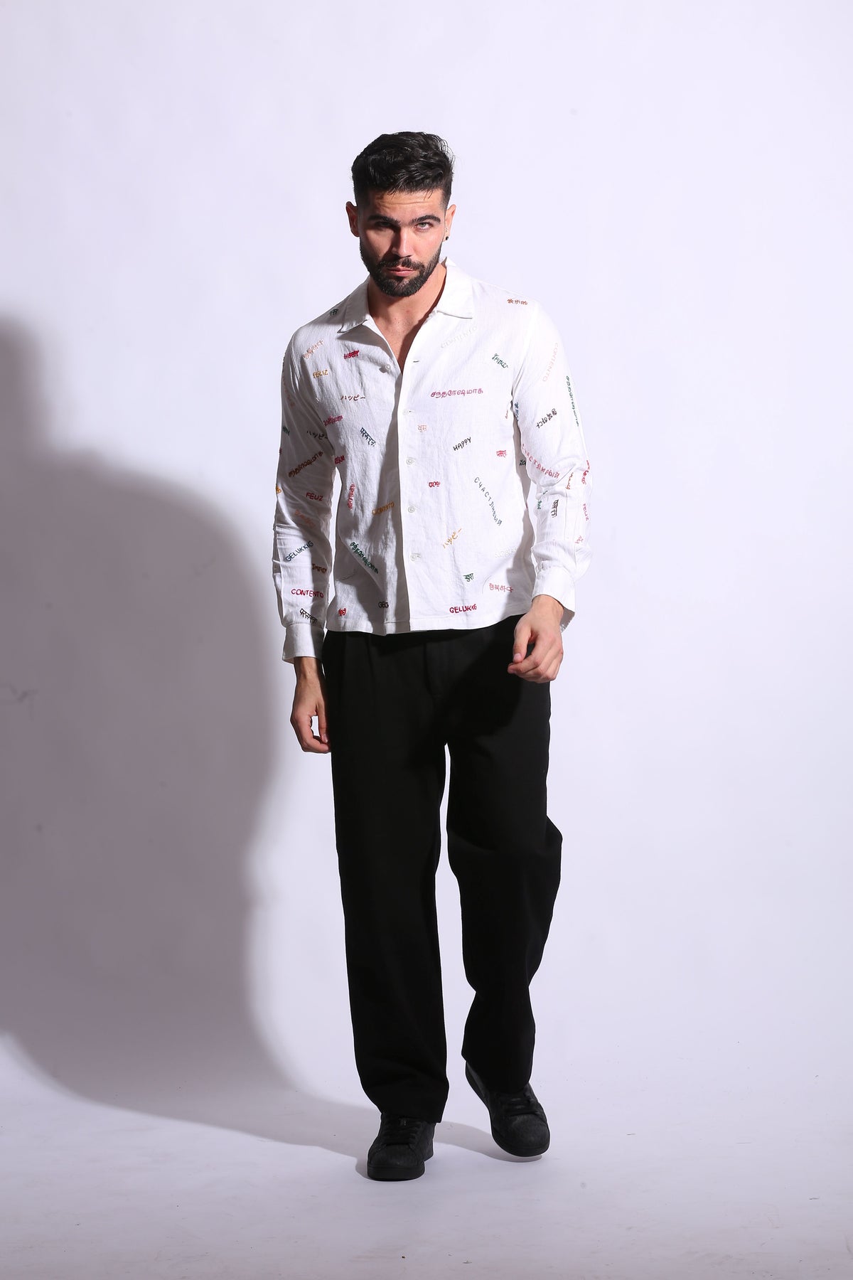 Men’s white linen shirt with detailed handmade embroidery 